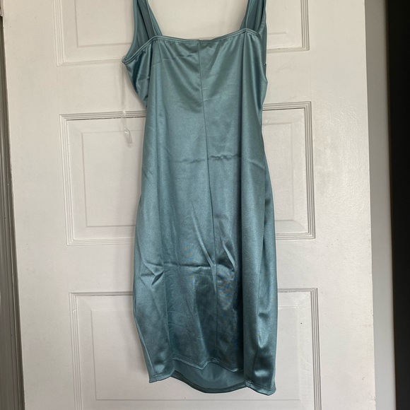 BLUE BLUSH NWT sage green dress with slit - Picture 2 of 3